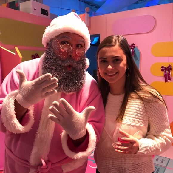 Meet your Posher, Blaine - Picture 1 of 1